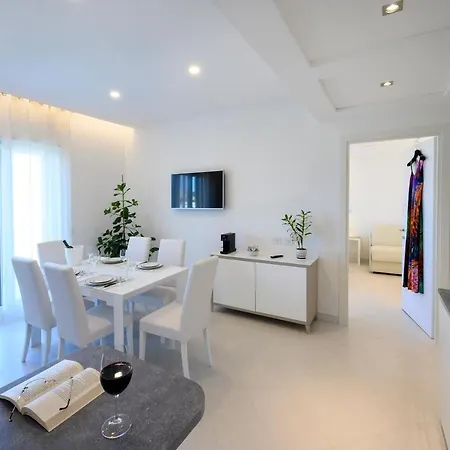 Apartamento Angiolina *